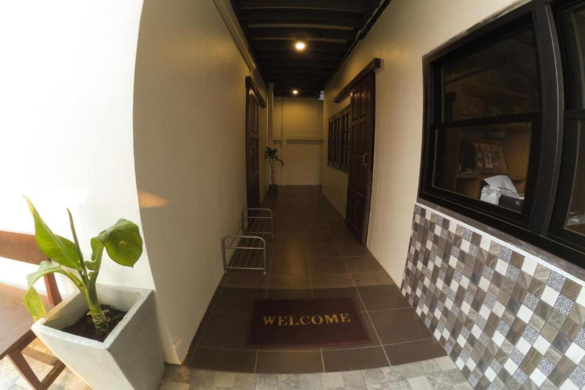 Urban Bed (Adults Only) Pansiyon Chiang Mai Dış mekan fotoğraf