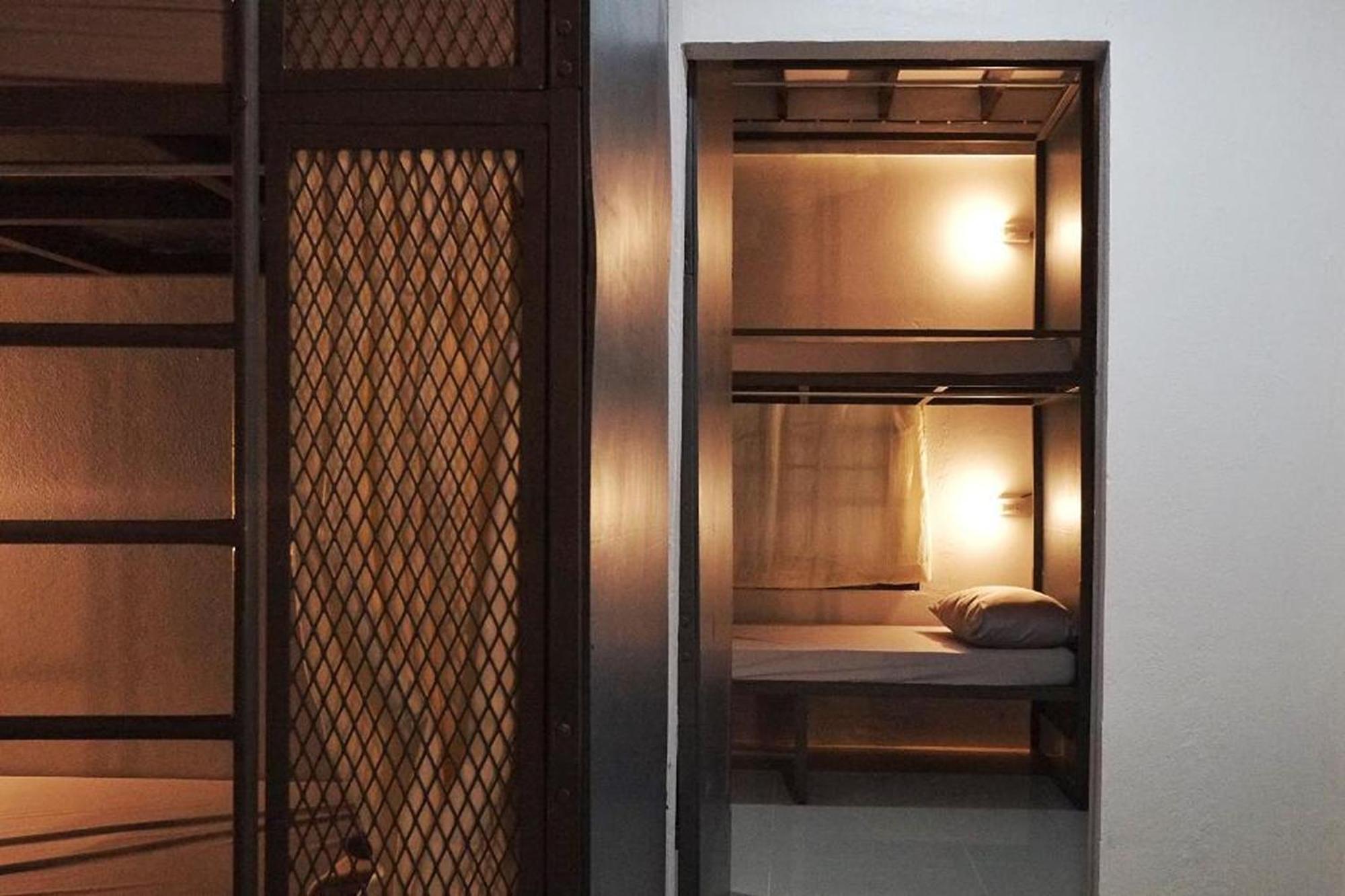 Urban Bed (Adults Only) Pansiyon Chiang Mai Dış mekan fotoğraf