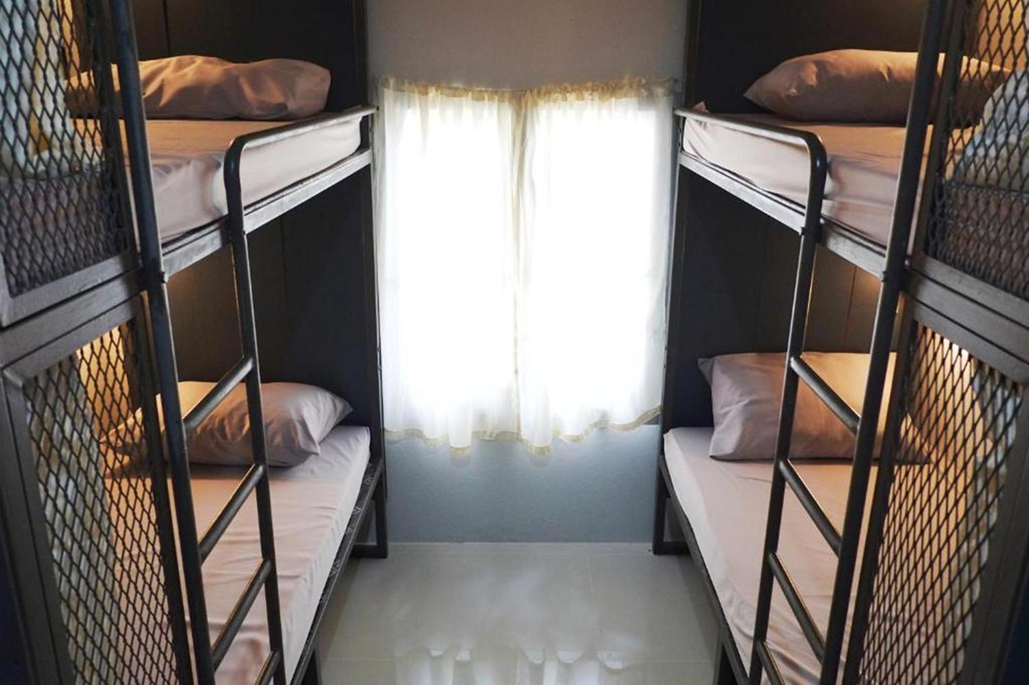 Urban Bed (Adults Only) Pansiyon Chiang Mai Dış mekan fotoğraf