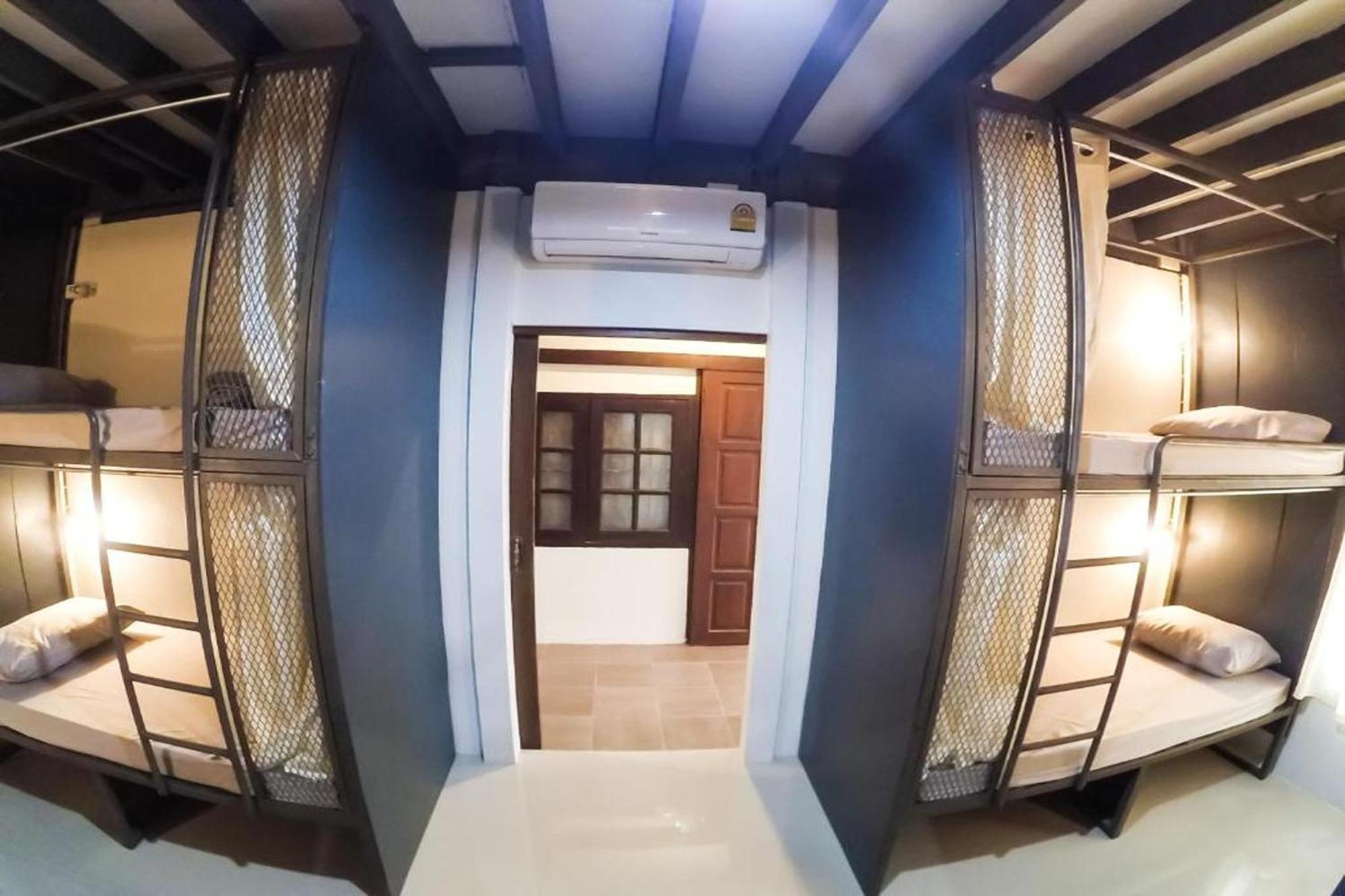 Urban Bed (Adults Only) Pansiyon Chiang Mai Dış mekan fotoğraf